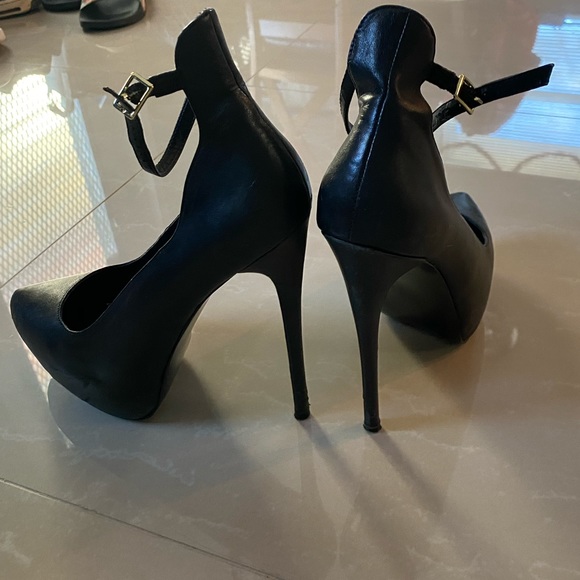 Steve Madden Larsa Leather Heels - Picture 2 of 3